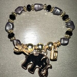 Elephant beaded stretch bracelet